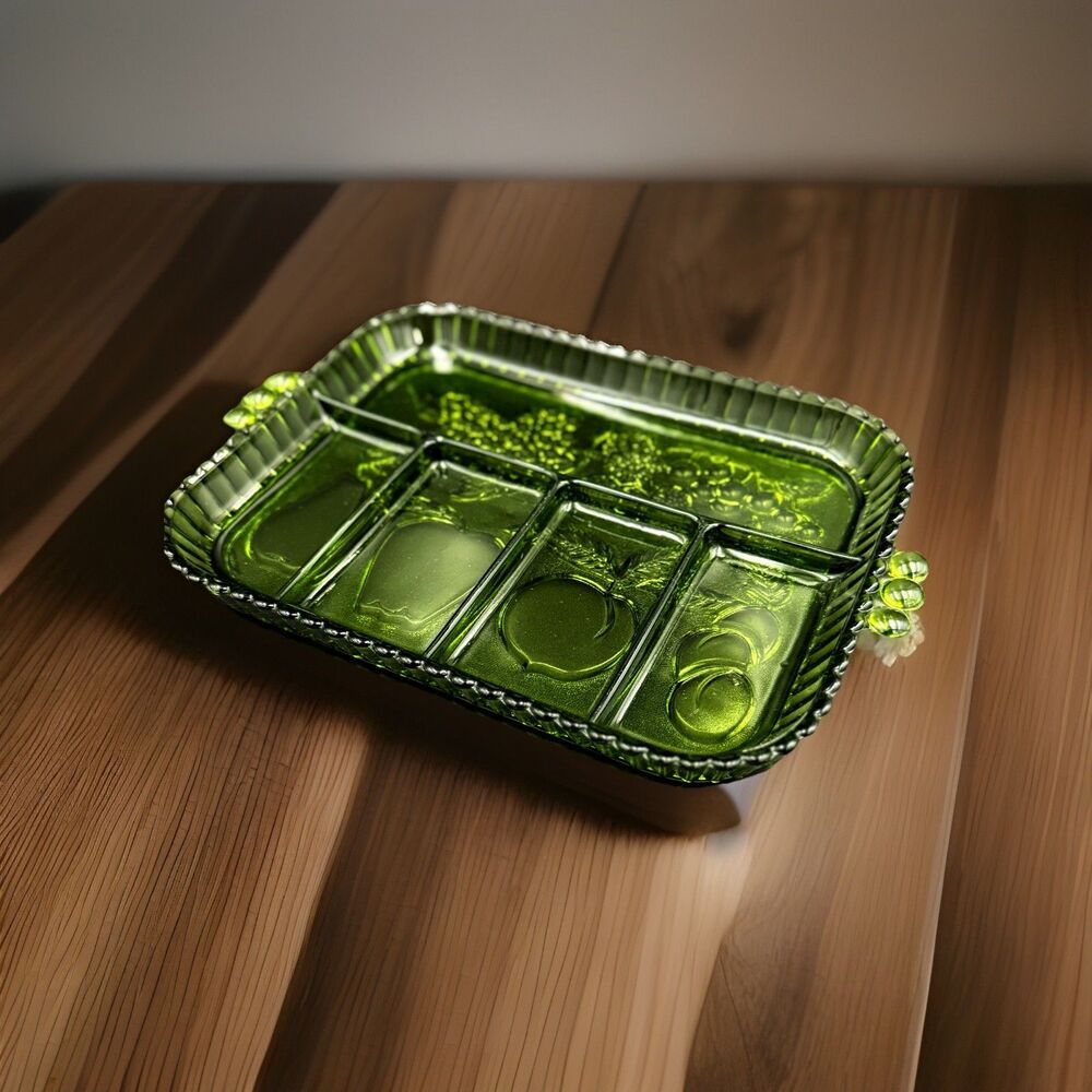 Vintage Set Of Avocado Green Indiana Glass TV Snack/Meal Trays